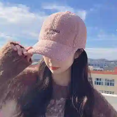 祎步康 韩版刺绣字母 户外休闲百搭保暖帽显脸小 毛绒 鸭舌帽 男女同款情侣款