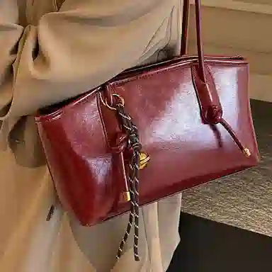 safiya Tote