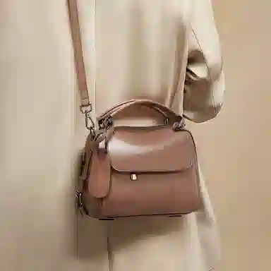 Safiya Crossbody Bag