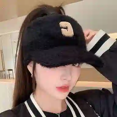 优幽兰 时尚百搭大头围显脸小学生韩版潮流高级感纯色小众设计感字母休闲简约遮脸素颜 聚酯纤维 帽子 女款