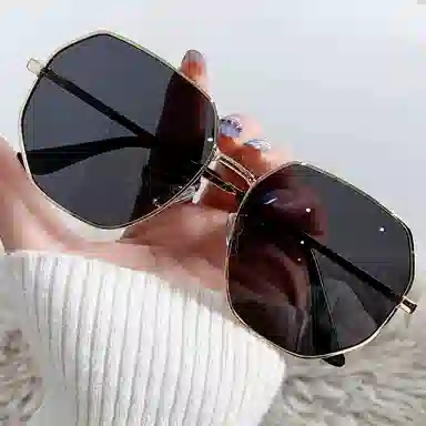 优幽兰 韩版潮流高级感小脸显瘦多边形小众百搭时尚防晒防紫外线气质墨镜旅游骑行开车驾驶 金属 不规则形 太阳眼镜 男女同款情侣款