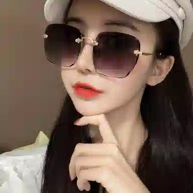 优幽兰 高级感大框潮流小众实用防紫外线墨镜旅游气质百搭显脸小骑车开车旅行眼镜街拍防晒遮阳简约穿搭 方形 太阳镜 女款