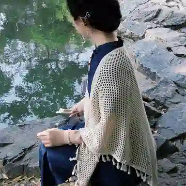 优幽兰 百搭简约高级感素雅时尚新中式旗袍外搭薄款文艺气质镂空日常可穿 粘纤 披肩 女款