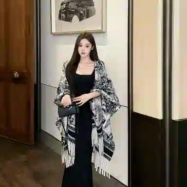 优幽兰 小众设计感复古水墨画双面斗篷韩系高级感法式氛围感旅游打卡拍照披风时尚百搭气质优雅保暖上衣外搭 聚酯纤维 披肩 女款