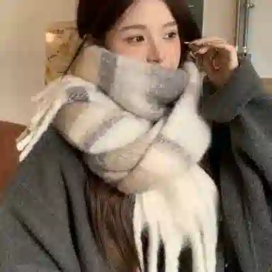 优幽兰 韩版高级感马海毛撞色流苏时尚百搭秋冬季加厚保暖美拉德氛围感学生休闲简约潮流穿搭 绒线围巾 女款