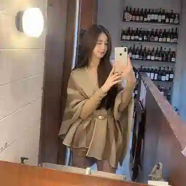 优幽兰 轻奢风外搭时尚洋气高级感小众撞色旅游穿搭气质温柔 聚酯纤维 披肩 女款