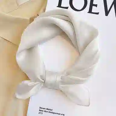 优幽兰 经典纯色小方巾气质优雅减龄职业通勤实用小领巾韩版洋气护颈薄围巾搭配衬衫连衣裙装饰 桑蚕丝 丝巾 女