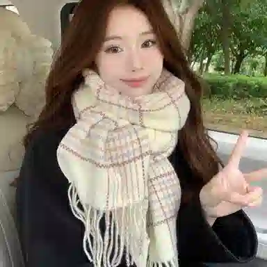 优幽兰 纯色线条设计感防风防寒护脖子 仿羊绒 绒线围巾 女款