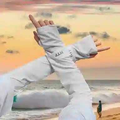 优幽兰 简约百搭时尚夏季零触感冰袖休闲便携手套小众设计渐变防紫外线护臂户外开车骑行 锦纶 氨纶 防晒袖 男女同款情侣款