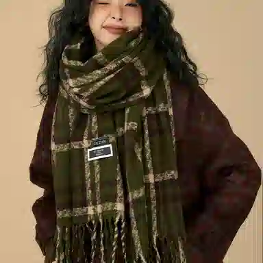 优幽兰 韩版复古绿色格子加厚保暖秋冬季高级感时尚百搭显白英伦风格纹防风防寒护脖子外搭 绒线围巾 女款