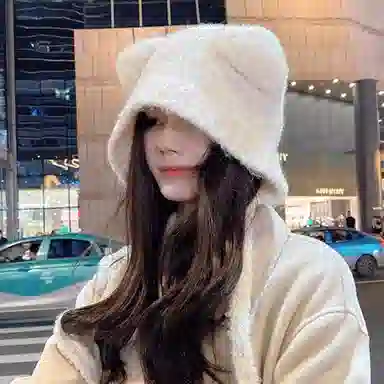 优幽兰 显脸小防风防寒加厚保暖可爱护耳高级感小众 聚酯纤维 绒线帽 女款