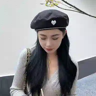 优幽兰 韩版显脸小爱心装饰防风防寒英伦加厚保暖 贝雷帽 女款