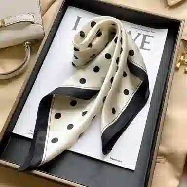 优幽兰 百搭优雅气质设计感波点小方巾春秋夏四季通用洋气时尚薄围巾简约高级感领巾妈妈减龄高档礼盒装 丝巾 女款