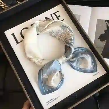 优幽兰 韩版高级感小香风优雅繁花小众设计感精致时尚百搭简约个性气质轻奢清新淡雅 桑蚕丝 丝巾 女款