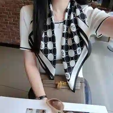 优幽兰 真丝小方巾韩版衬衣飘带实用波点茶花实用减龄气质 桑蚕丝 丝巾 女款 礼盒装