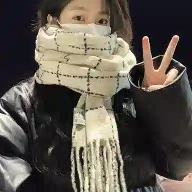 优幽兰 秋冬季百搭休闲时尚米色 设计感流苏针织加厚保暖护脖子防风防寒 外搭简约高级感 仿羊绒 绒线围巾 男女同款情侣款