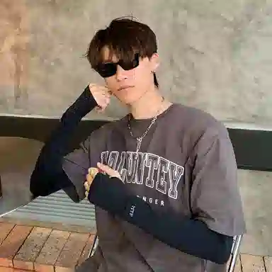 优幽兰 简约百搭时尚夏季零触感冰袖休闲便携手套小众设计渐变防紫外线护臂户外开车骑行 锦纶 氨纶 防晒袖 男女同款情侣款