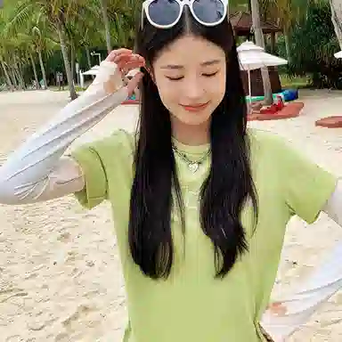 优幽兰 百搭潮流时尚夏季户外防紫外线开车骑行休闲简约便携小众设计感渐变爱心零触感 防晒袖 女款