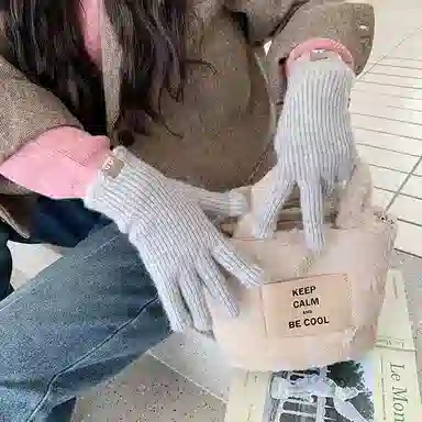 优幽兰 户外骑车纯色可触屏防寒防冻加绒加厚 旅游实用保暖出行 百搭小众设计感 通勤针织耐用护手 绒线手套 女款