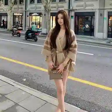 优幽兰 轻奢风外搭时尚洋气高级感小众撞色旅游穿搭气质温柔 聚酯纤维 披肩 女款