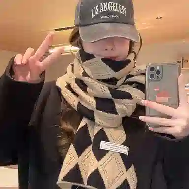 优幽兰 蓬松经典款百搭简约菱形两用大牌东北加厚保暖潮简约小众圣诞 绒线围巾 男女同款情侣款