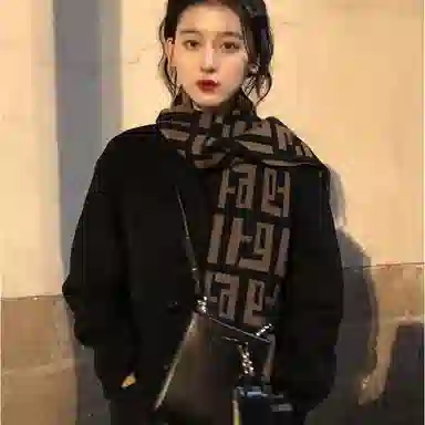 优幽兰 潮流设计感两用 空调房保暖防风防寒护脖子简约休闲 绒线围巾 女款