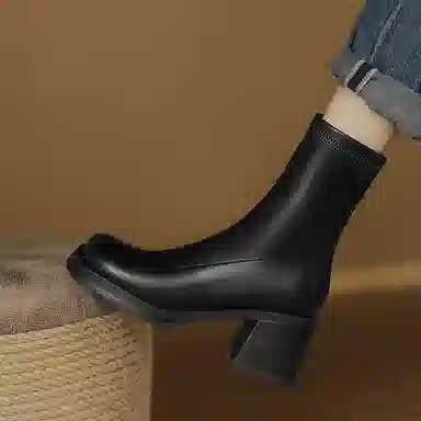 时尚复古小众弹力厚底方头漆皮粗跟显瘦 短靴 女款