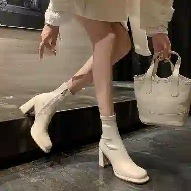 粗跟防水台时尚百搭简约 短靴 女款