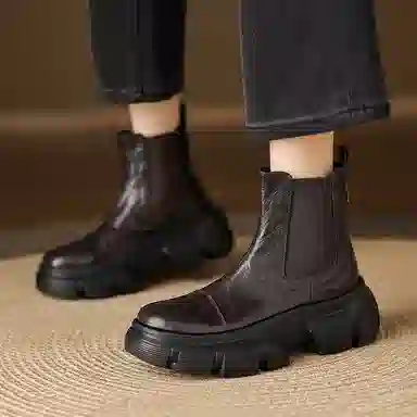 59Dan7 Chelsea Boots