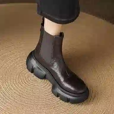 59Dan7 Chelsea Boots
