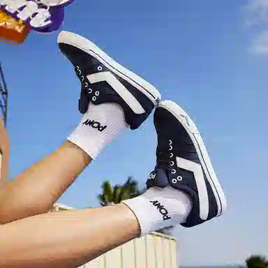 PONY Atop Blue White