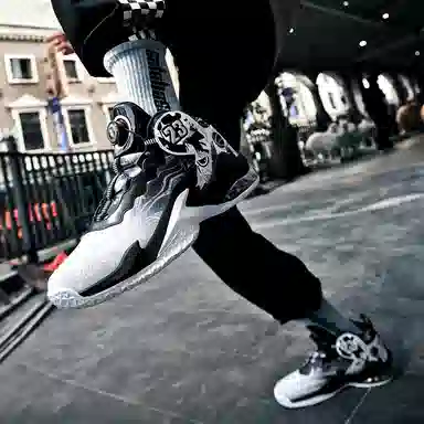 TONYBEAR Basketball Shoes