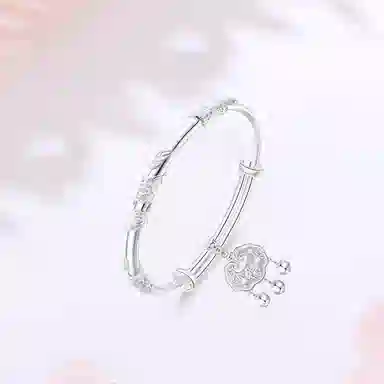 【买一赠一|S999足银|精选高品质】 金师傅 繁花似锦平安锁 吉祥如意长命锁新中式气质优雅百搭#好运 小众轻奢设计高级感 可调节手镯 女款