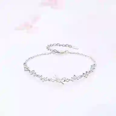 【精选高品质】 金师傅 在逃公主系列 星恋蝴蝶叠戴套装 森系梦幻时尚精致气质简约百搭 小众轻奢设计高级#好运 玻璃猫眼 项链 女款