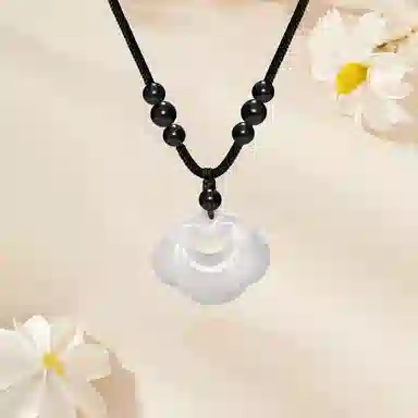 金师傅 白月光祥云如意锁 旺桃花招财衲福 祥云吊坠 好运连连冰透新中式古风简约显白日常通勤百搭#好运 檀木 项链 男女同款情侣款