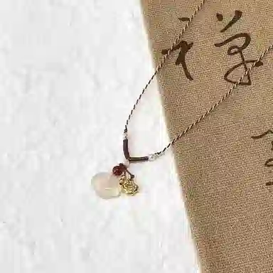 【S925银|甄选高品质|吉祥如意】 金师傅 祥云锁吊坠 平安锁新中式国潮优雅百搭显白 小众轻奢高级#好运 玉髓 编绳项链 男女同款情侣款