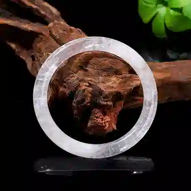 【净化】 金师傅 新中式国风通透梦幻飘花晶体 白幽灵纯净能量好运贵妃镯 百搭显白高级感好运天然 白水晶 手镯 男女同款情侣款