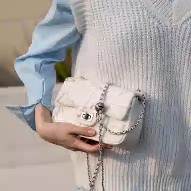 MACKJANICE Chain Shoulder Bag