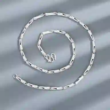 990