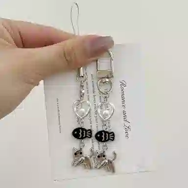 尚银福 日系萌趣小猫爱吃鱼 小鱼镂空爱心多巴胺俏皮可爱 个性百搭森系甜美卡通 合金 挂件 男女同款情侣款