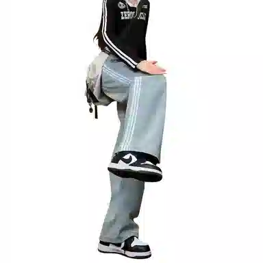 Polar Bear Vintage Blue Jeans