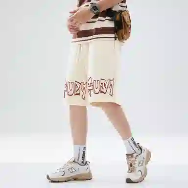 JUCY JUDY