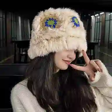 纳兰杜 可爱少女保暖 兔毛绒 绒线帽 女款 米色蓝花/卡其绿花