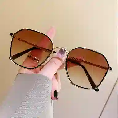 纳兰杜 个性潮流街拍防紫外线显脸小开车驾驶专用小众设计感 金属 不规则形 太阳眼镜 女款 多色可选