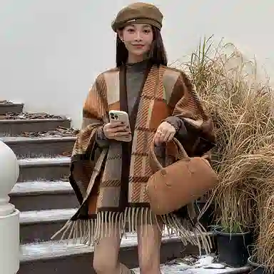 纳兰杜 流苏针织民族风异域拍照旅行旅游配饰穿搭高级感斗篷礼盒装保暖 披肩 女款 枫叶黄