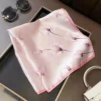 纳兰杜 气质优雅减龄百搭款时尚设计感包包绑带多功能配饰小方巾礼盒装 蚕丝 丝巾 女款 绿色