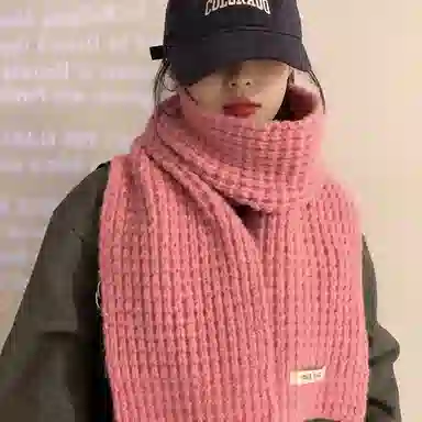 纳兰杜 韩版高颜值纯色简约外搭氛围感秋冬礼盒装 羊毛混纺 绒线围巾 女款 粉色