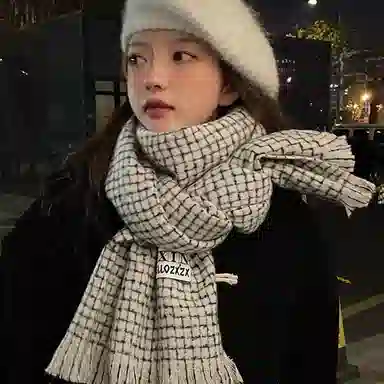 纳兰杜 韩版学生格子长款流苏 加厚加绒高级感外搭 围脖 女款 米色