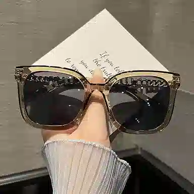 纳兰杜 小众潮流街拍高级感优雅防紫外线时尚墨镜显脸小设计太阳镜 方形 太阳眼镜 女款