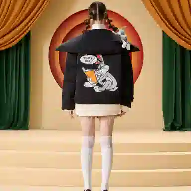 13DEMARZO x Looney Tunes